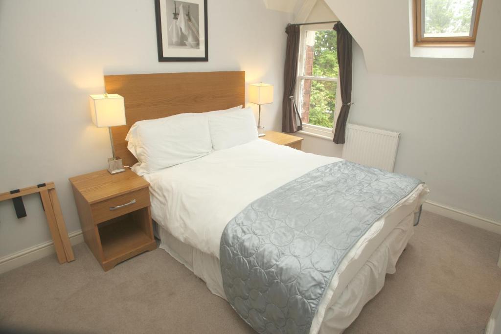 Cliff Lawn Hotel Leeds  Pokój zdjęcie