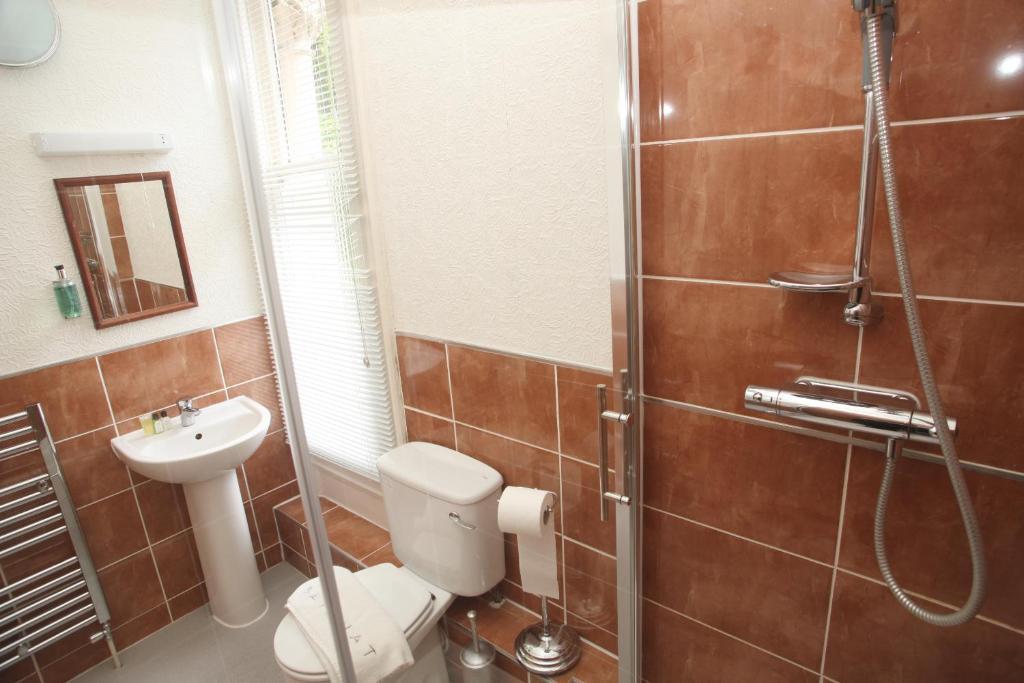 Cliff Lawn Hotel Leeds  Zewnętrze zdjęcie
