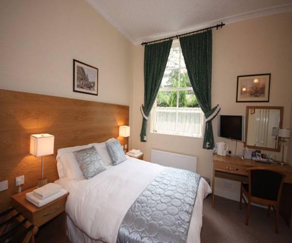 Cliff Lawn Hotel Leeds  Zewnętrze zdjęcie