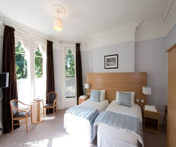 Cliff Lawn Hotel Leeds  Zewnętrze zdjęcie