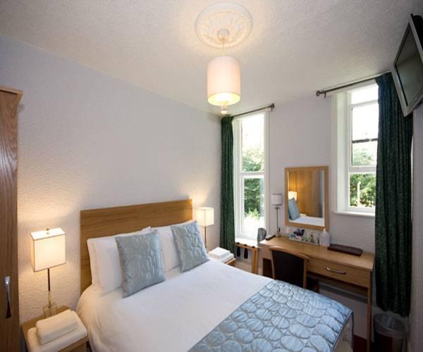Cliff Lawn Hotel Leeds  Zewnętrze zdjęcie